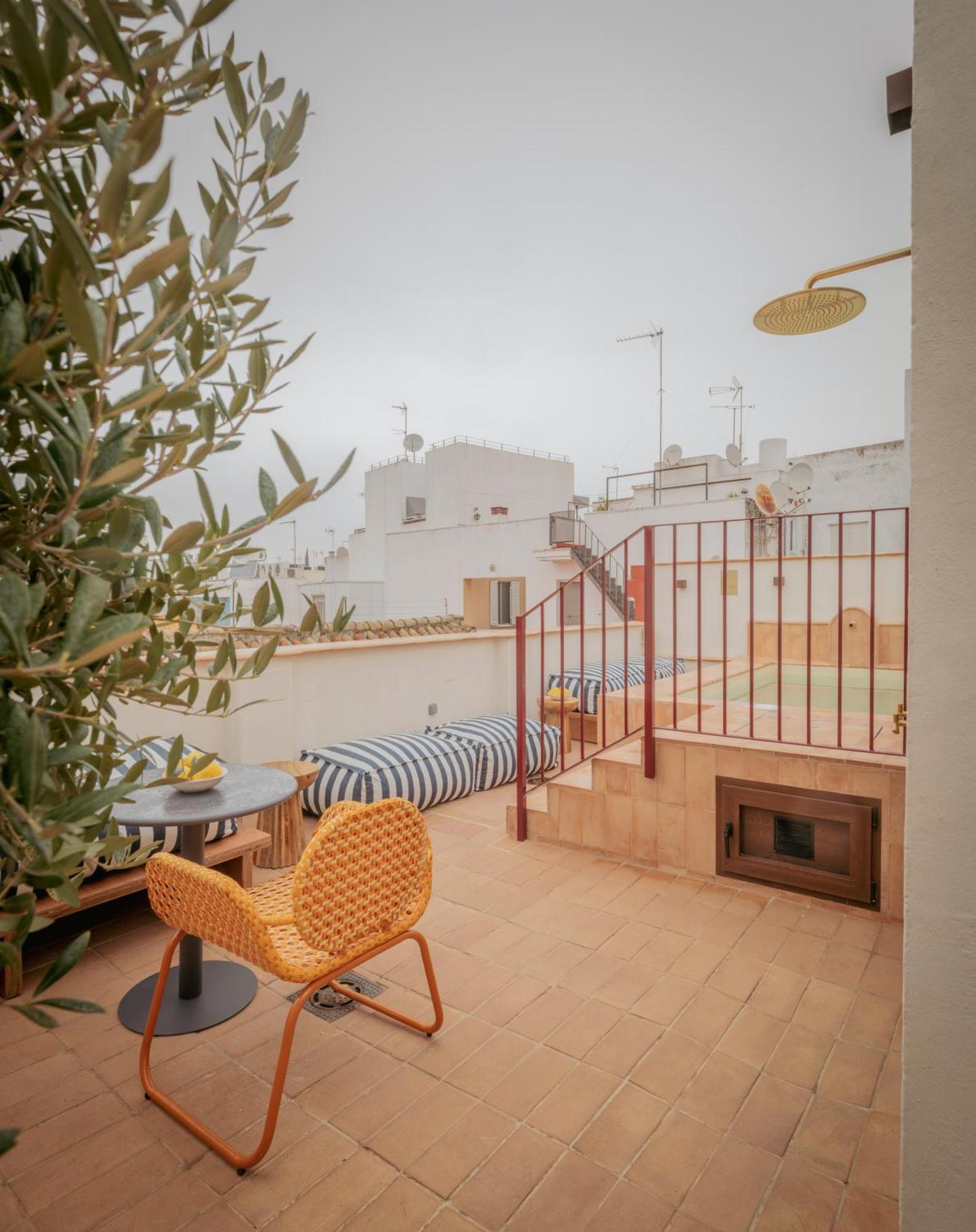 Lirium Casa Patio Hotel Seville Luaran gambar